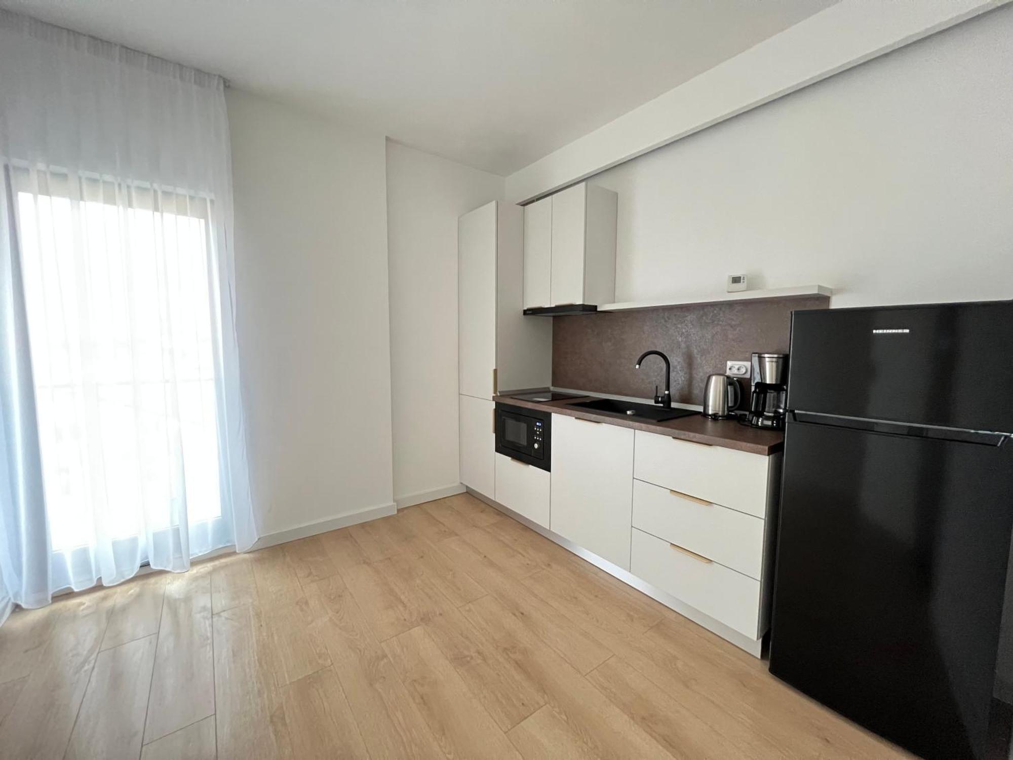 Exit Aparthotel Floreşti エクステリア 写真