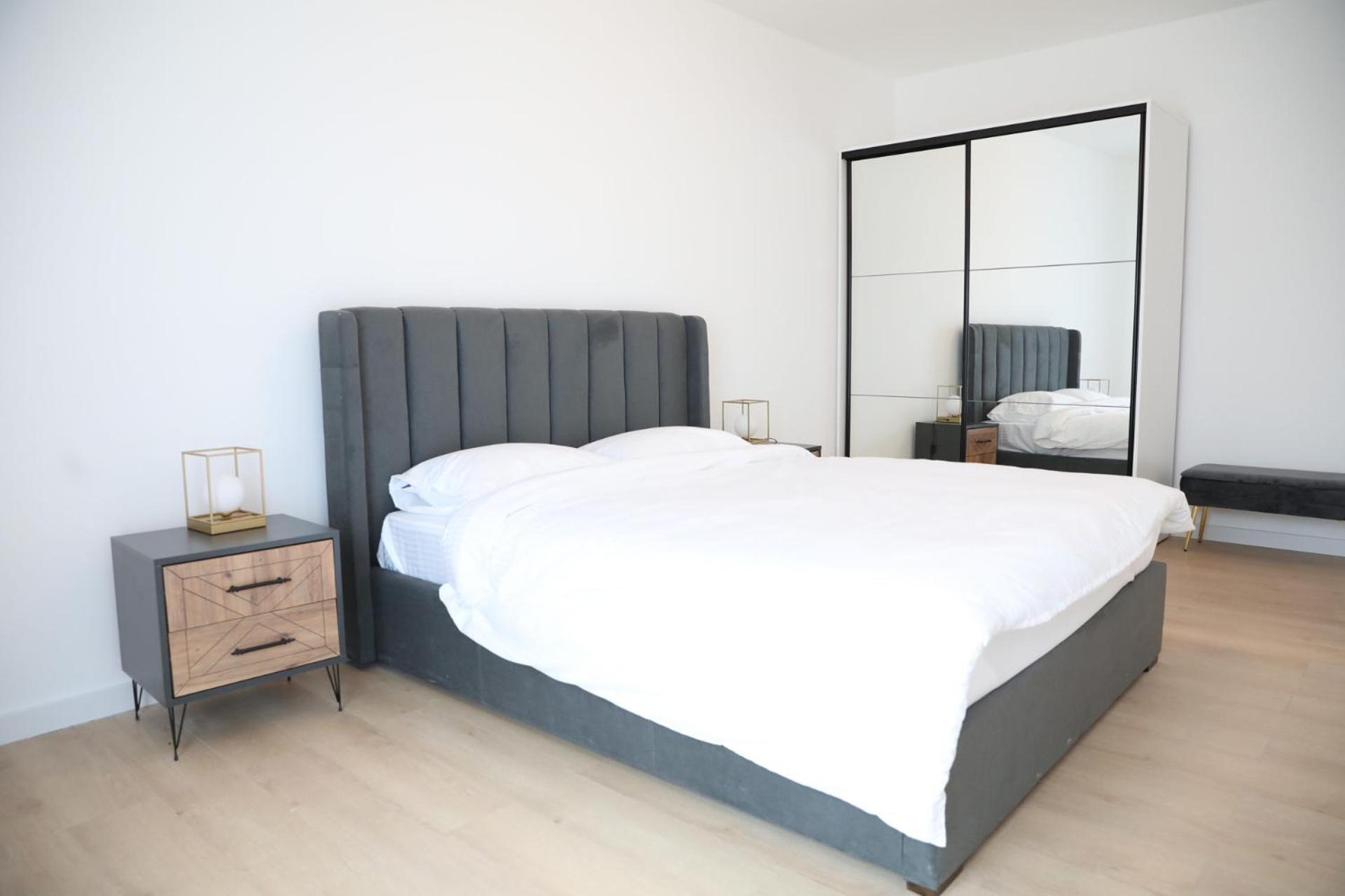 Exit Aparthotel Floreşti エクステリア 写真