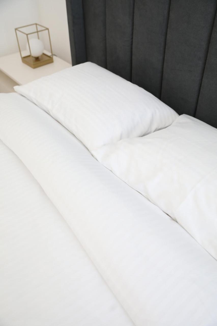 Exit Aparthotel Floreşti エクステリア 写真